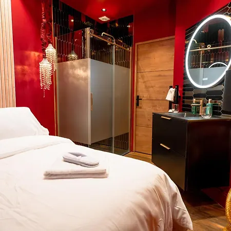 Jacuzzi & Sauna - Or Norme By Le Douze - Motel para Casais Paris