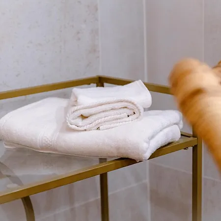 Jacuzzi & Sauna - Or Norme By Le Douze - * Paris