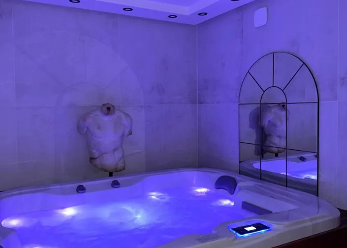 Hotel del amor Jacuzzi & Sauna - Or Norme By Le Douze - París