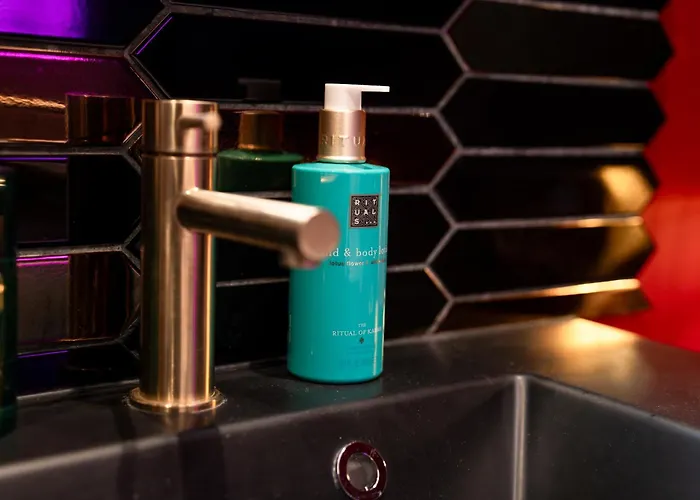 Jacuzzi & Sauna - Or Norme By Le Douze -