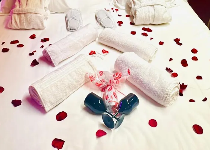 Jacuzzi & Sauna - Or Norme By Le Douze - Romantiskt hotell